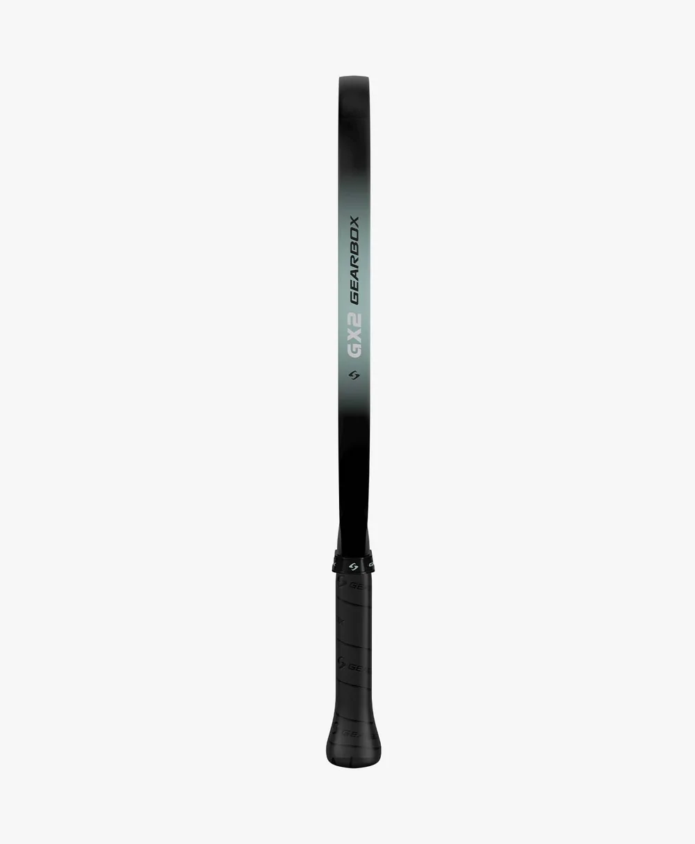 GX2 Hyper chụp nghiêng từ cạnh vợt xuống cán