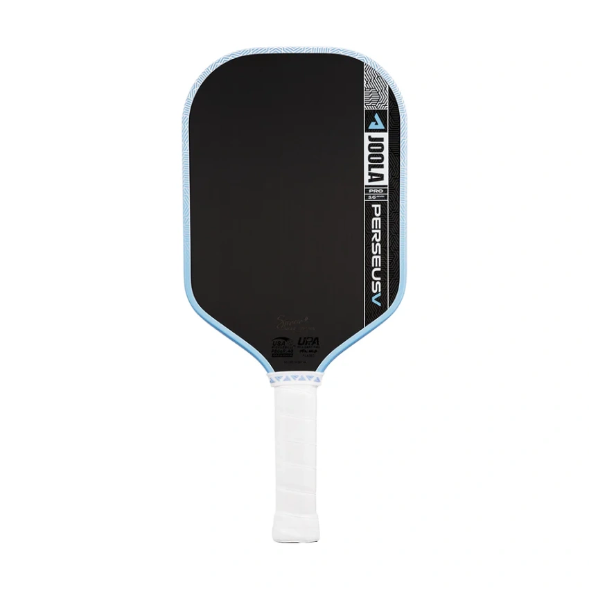 Mặt trước Perseus Pro V Simone Jardim đặt đứng thẳng