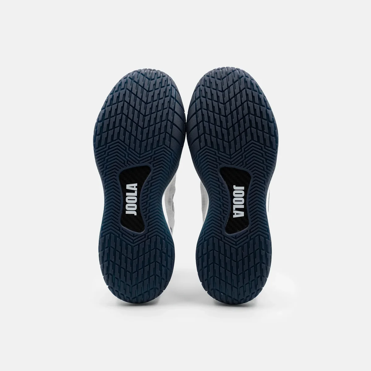 Đế ngoài màu xanh navy của đôi giày R4LLy nam