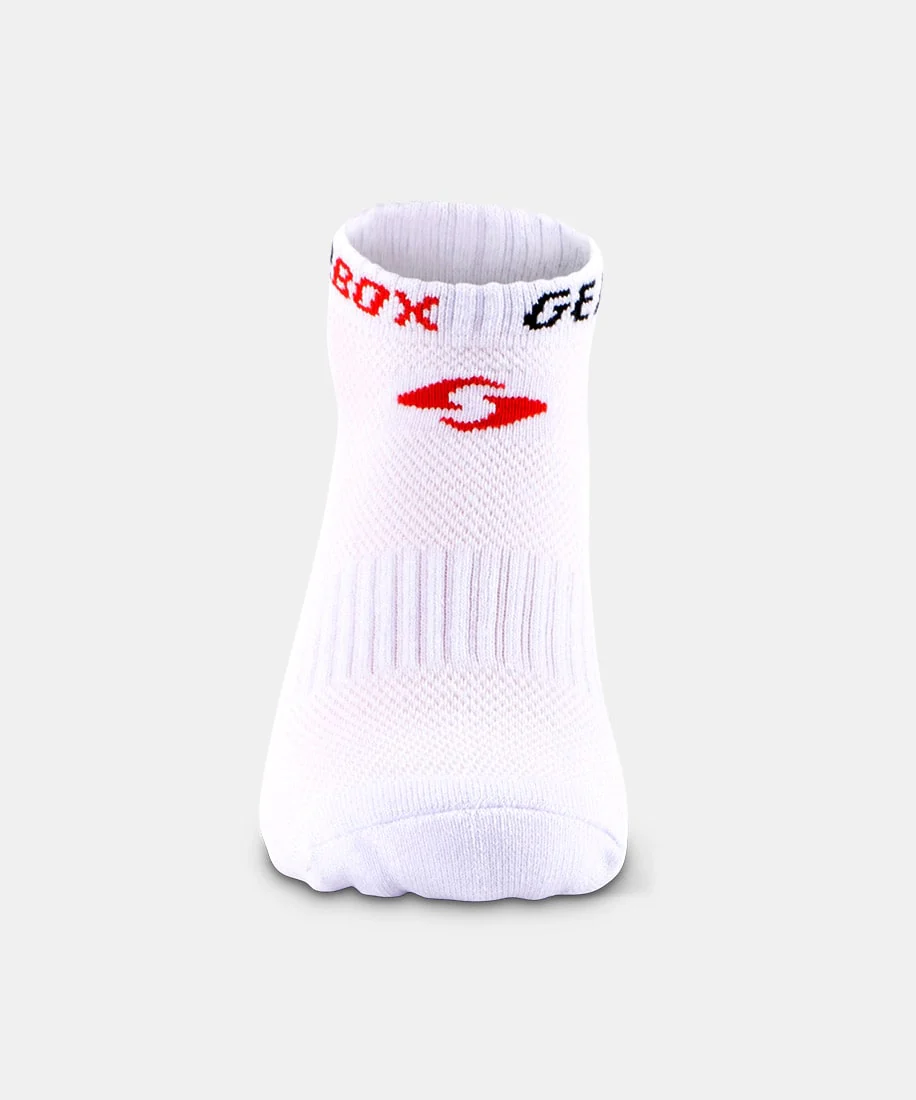 Tất No-Show White/Black/Red nhìn thẳng từ mũi chân